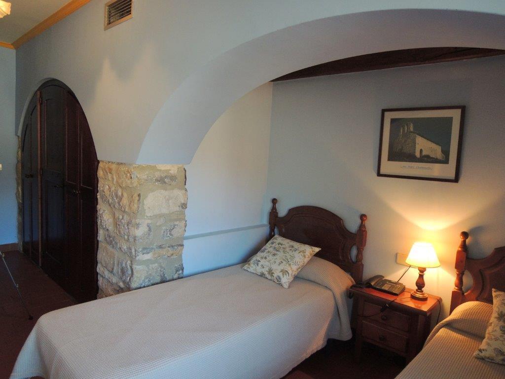 Hostal De La Rovira Oix 외부 사진