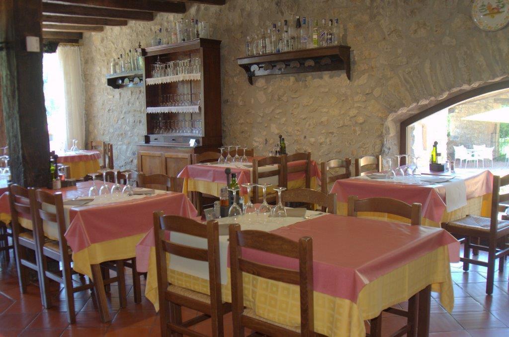 Hostal De La Rovira Oix 외부 사진