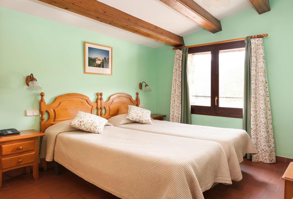 Hostal De La Rovira Oix 외부 사진