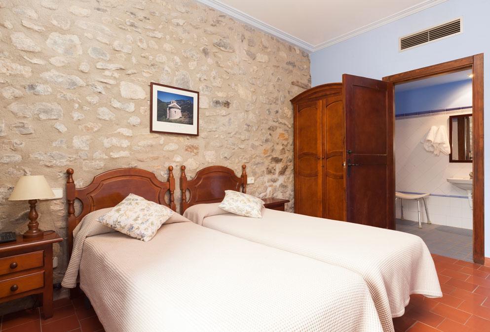 Hostal De La Rovira Oix 외부 사진