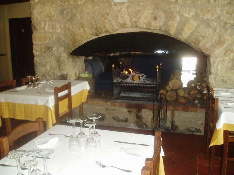Hostal De La Rovira Oix 외부 사진